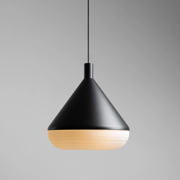 Duża lampa wisząca TORO DEEP BLACK proj. Kabo&Pydo (ø28)