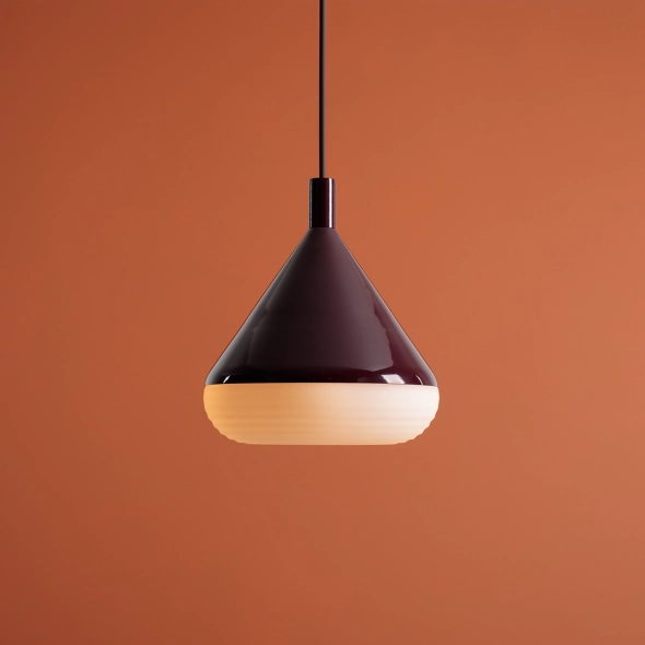 Średnia lampa wisząca TORO M FIG PURPLE proj. Kabo&Pydo (ø18)