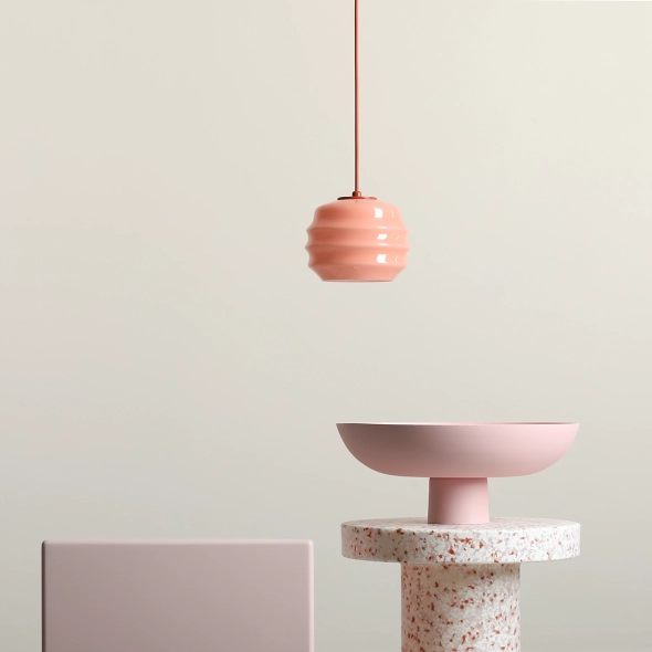 Pojedyncza lampa wisząca w kolorze terakoty ze szklanym kloszem PUFF TERRA