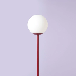 Bordeauxfarbene Stehleuchte PINNE FLOOR RED WINE, limitierte Kollektion Artera Colours